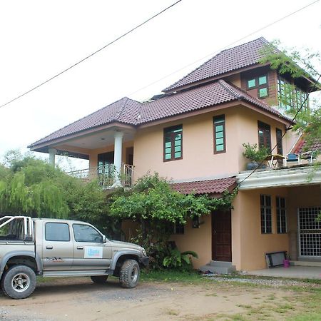 Saba Lodge Дунґун Екстер'єр фото